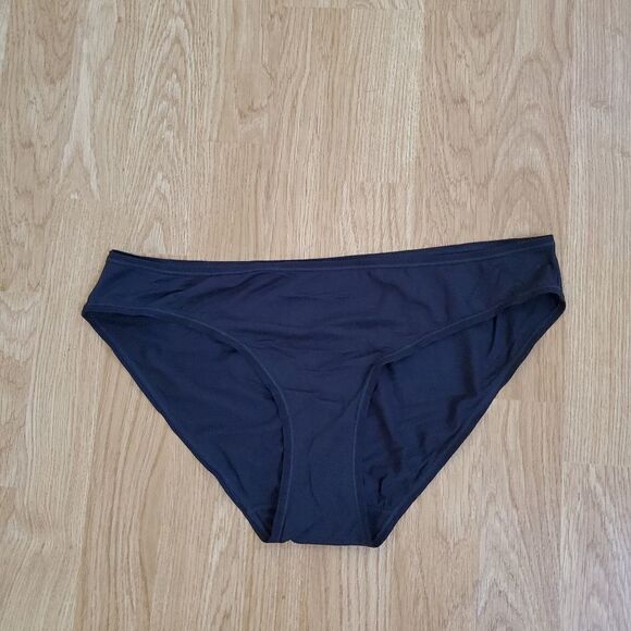 Lively All-Day Bikini size Large in Black - Picture 5 of 12